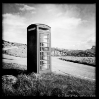 Telefonzelle nahe der Ortschaft Kilmuir auf der Insel Skye. 22.5.2015